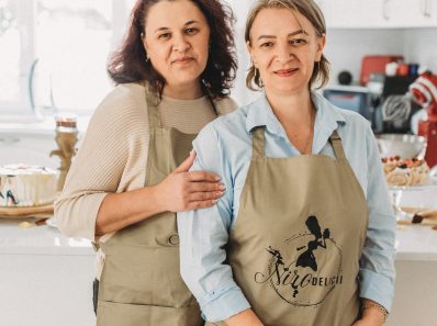 Nicoleta si Rodica